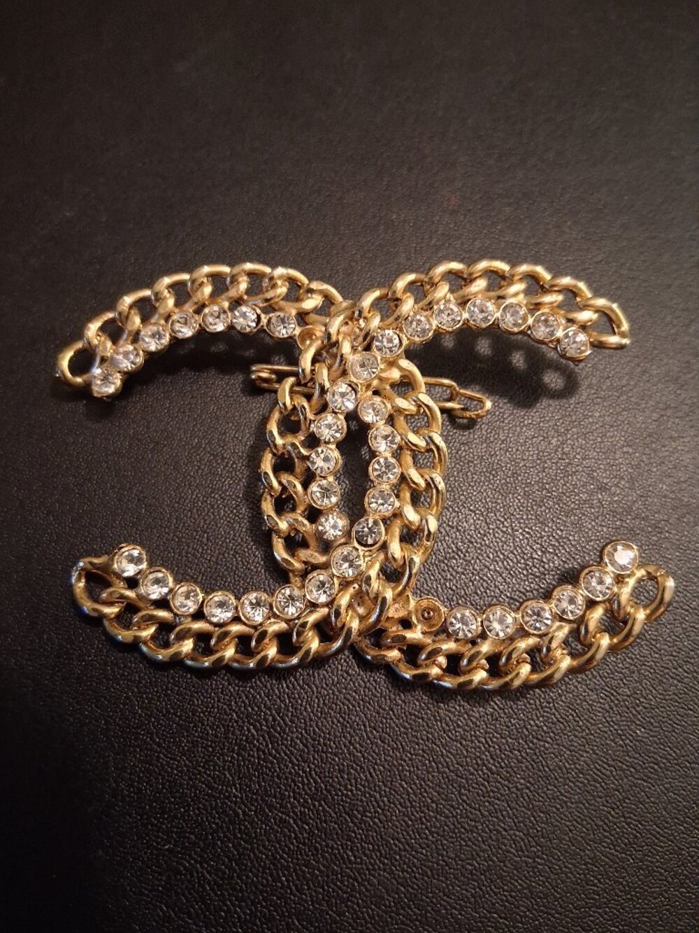 vintage Chanel pin/brooch - read ad